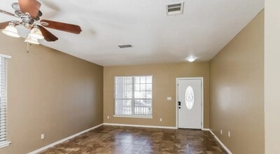 2620 Princeton Dr in Lancaster, TX - Building Photo - Building Photo