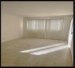 4700 Natick Ave, Unit 21 in Sherman Oaks, CA - Building Photo - Building Photo