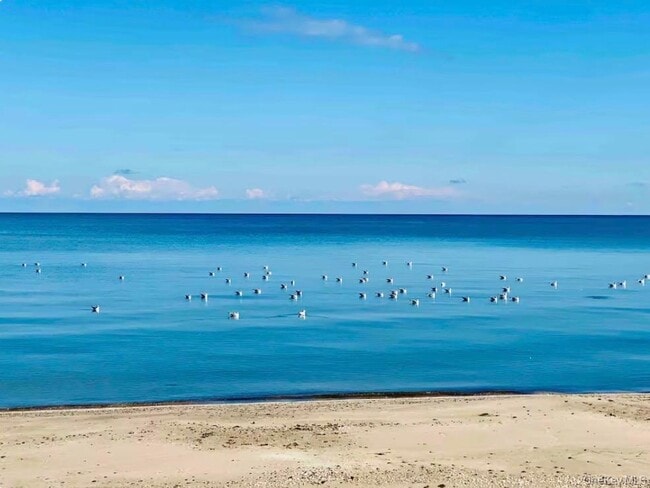 2898 Edgemere Dr in Rochester, NY - Building Photo - Building Photo