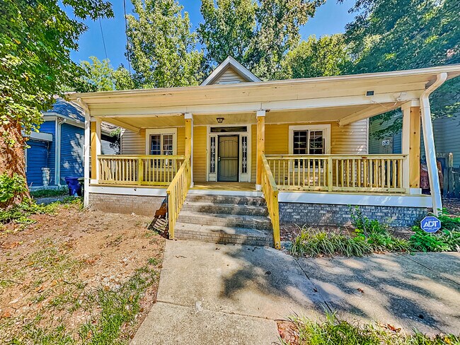 property at 735 Dill Ave SW