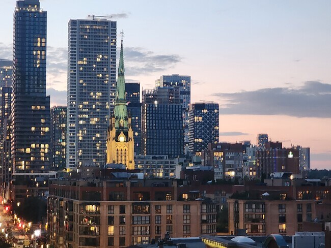 2A Church St in Toronto, ON - Building Photo - Building Photo