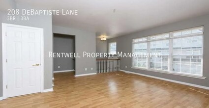 208 Debaptiste Ln in West Chester, PA - Building Photo - Building Photo