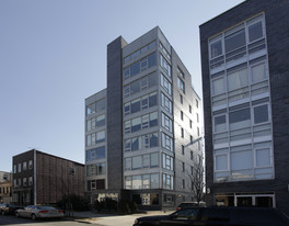 128 Newton St in Brooklyn, NY - Foto de edificio - Building Photo