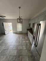 401 S 21st St, Unit 1 in McAllen, TX - Building Photo