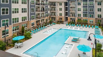 SYNC at Jonquil in Smyrna, GA - Building Photo