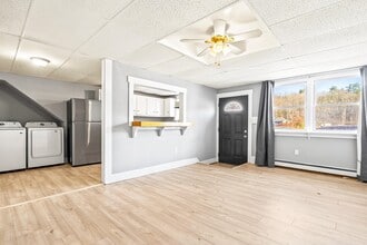 547 White Mountain Hwy in Milton, NH - Building Photo - Building Photo