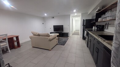 1220 Kennedy St NW, Unit B in Washington, DC - Building Photo - Building Photo