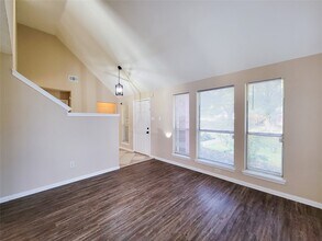 4626 Jaymar Dr in Sugar Land, TX - Building Photo - Building Photo