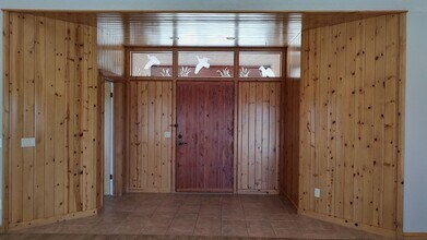 2625-2624 4 Paws Way in Paso Robles, CA - Building Photo - Building Photo