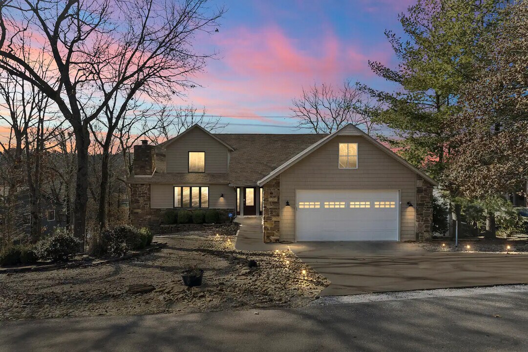 20 Daviot Ln in Bella Vista, AR - Building Photo