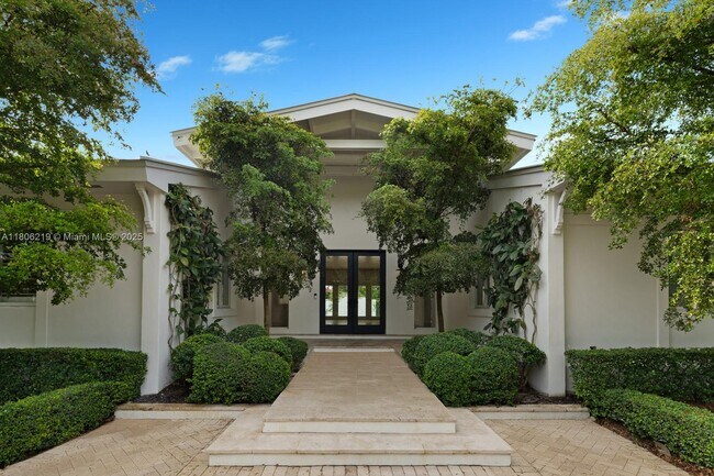 property at 610 Reinante Ave