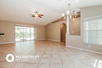 3173 Parkhill Ave in Spring Hill, FL - Building Photo - Building Photo