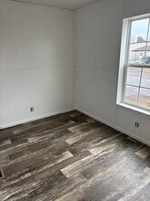 1045 Conrad Dr in Kalispell, MT - Building Photo - Building Photo