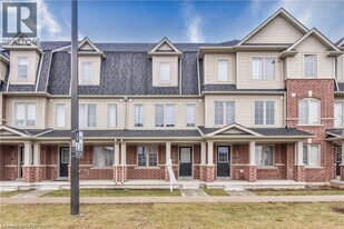 402 Linden Dr in Kitchener, ON - Building Photo