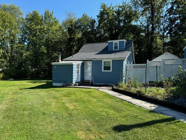 property at 19 Townsend Rd