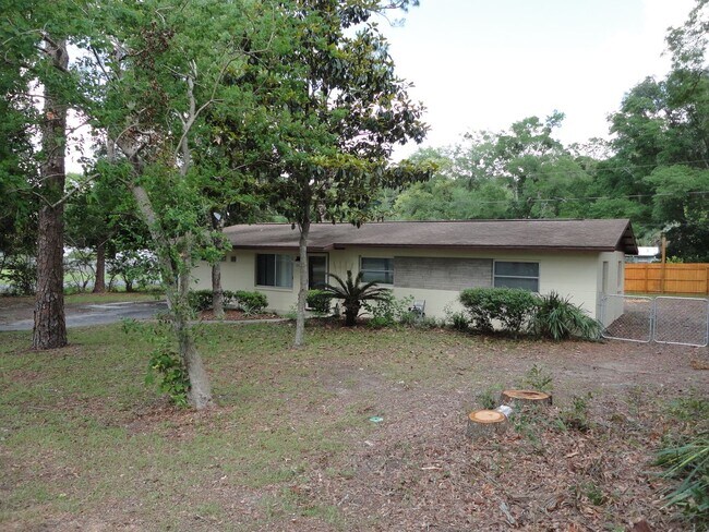 17197 NW 243rd St in High Springs, FL - Building Photo - Building Photo