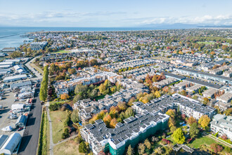 the Lagoons in Richmond, BC - Building Photo - Building Photo