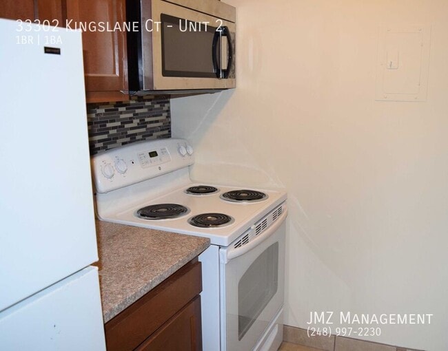 property at 33302 Kingslane Ct