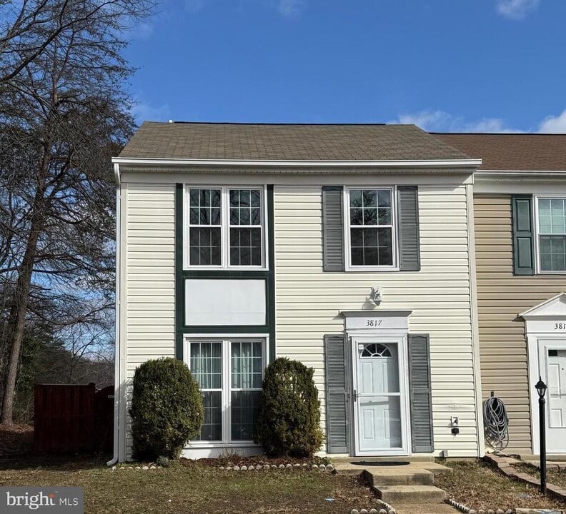 3817 Kearnys Inn Pl in Waldorf, MD - Building Photo