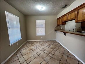 3808 Bluebird Ave in McAllen, TX - Building Photo - Building Photo