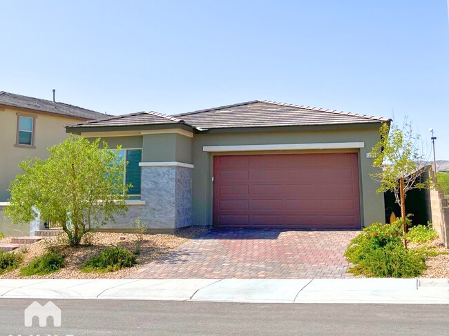 property at 12577 Huckleberry Oak Ave