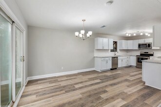 109 Kingswood Dr in Daphne, AL - Building Photo - Building Photo