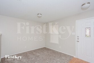 3010 Dusty Oak Dr in Dallas, TX - Foto de edificio - Building Photo