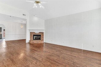1421 Ross Dr in Lewisville, TX - Building Photo - Building Photo