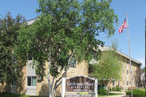 Centennial Plaza Senior Apartments in Le Center, MN - Foto de edificio - Building Photo