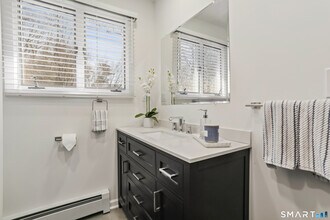 28 Fillow St in Westport, CT - Building Photo - Building Photo