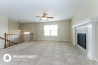 409 Golfview Dr in Pleasant Hill, MO - Building Photo - Building Photo