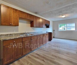284 E 46th St in Jacksonville, FL - Building Photo - Building Photo