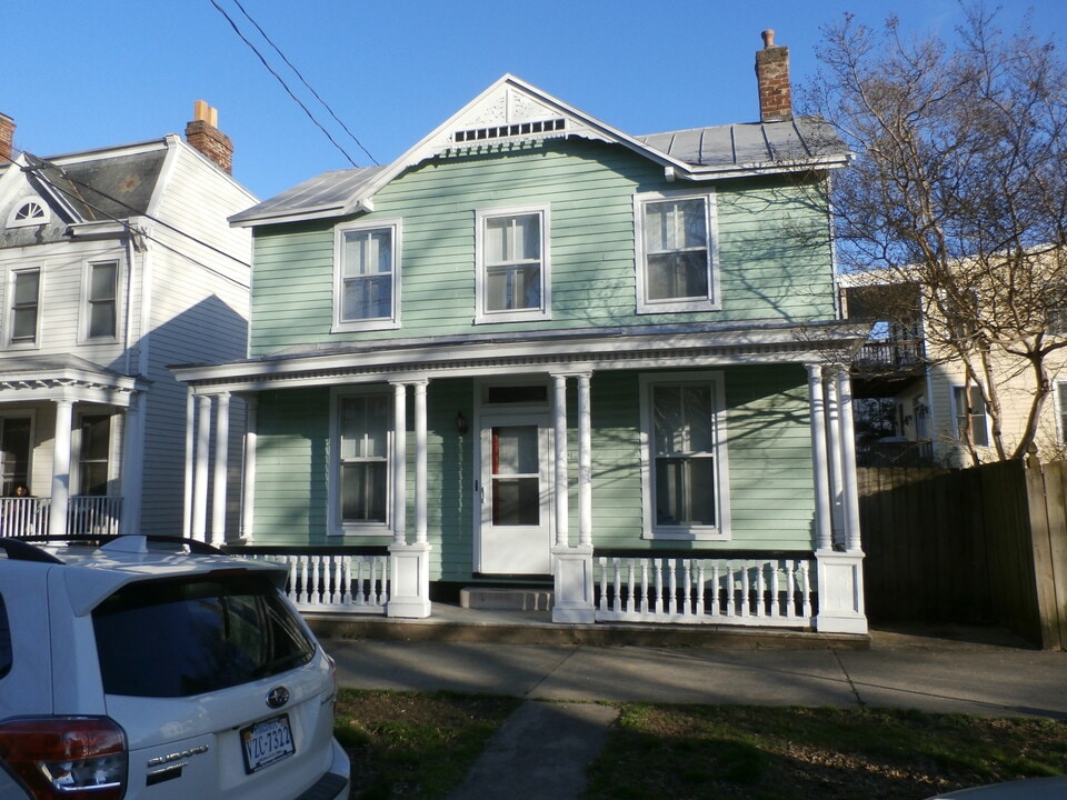 301 Chimborazo Blvd in Richmond, VA - Foto de edificio