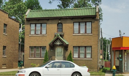 1229 Douglas Ave in Racine, WI - Building Photo