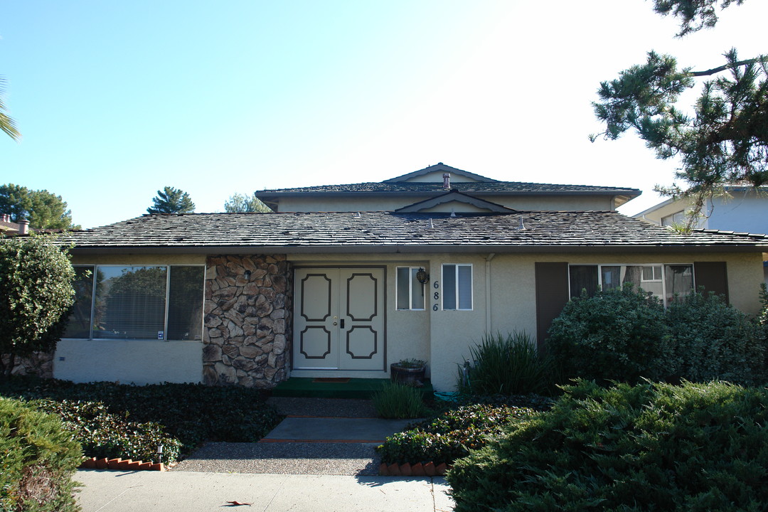 686 Rebecca Way in San Jose, CA - Building Photo