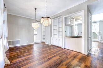 2524 Nantucket Dr in Houston, TX - Building Photo - Building Photo