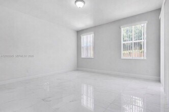 905 SW 149th Ct in Miami, FL - Building Photo - Building Photo