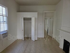 516 S Genois St in New Orleans, LA - Building Photo - Building Photo