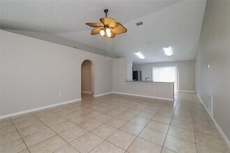 721 Palaiseau Ct in Kissimmee, FL - Building Photo - Building Photo