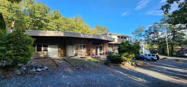 169 Jersey Ave in Greenwood Lake, NY - Building Photo - Building Photo