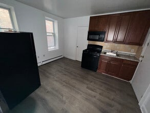 434 Avenue C in Bayonne, NJ - Building Photo - Building Photo