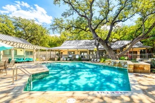 Niche in San Antonio, TX - Building Photo