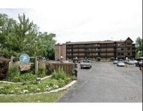 450 N Main St, Unit S103 in Wauconda, IL - Building Photo - Building Photo