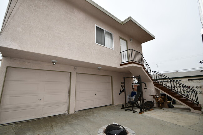 1558 Plaza del Amo in Torrance, CA - Building Photo - Primary Photo