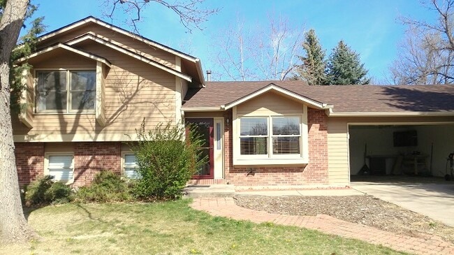 property at 2900 Eindborough Dr