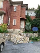 4192 Division Hwy in East Earl, PA - Building Photo
