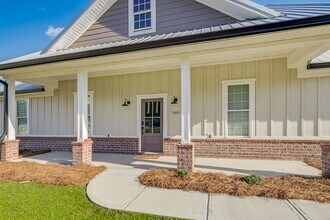 1160 Chimney Rd in Rincon, GA - Building Photo - Building Photo