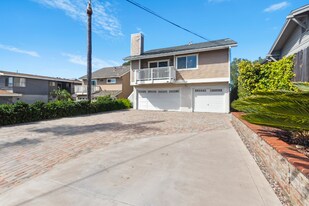 26315 Via California, Unit B in Dana Point, CA - Building Photo