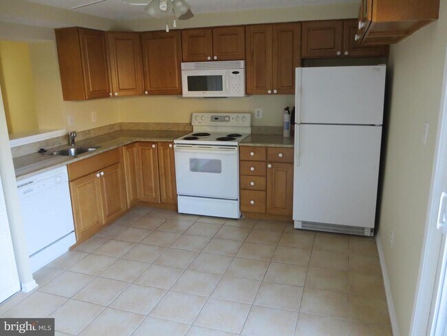 9038 St Steven Ct in Manassas Park, VA - Building Photo - Building Photo