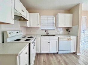 1311 Nolte Dr in Dallas, TX - Building Photo - Building Photo